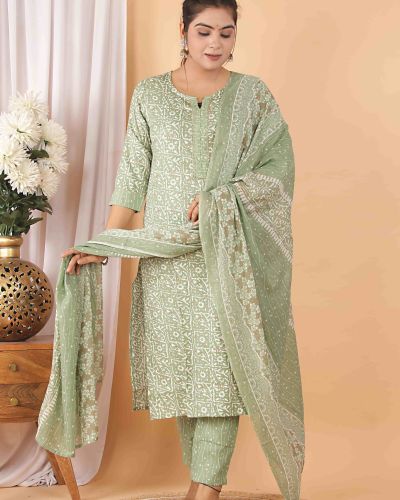 CAPSULE FOIL PRINTE KURTI PANT DUPATTA SET