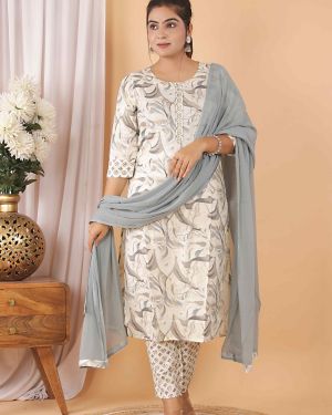 CAPSULE FOIL PRINTE KURTI PANT DUPATTA SET