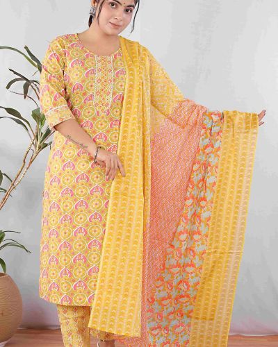 KURTI PANT DUPATTA SET