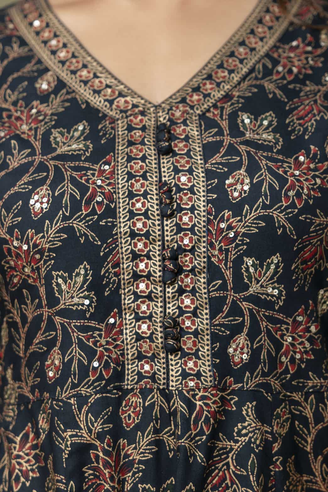 LONG FROCK GHERA  GAOUN KURTI  ( ANARKALI KURTI )