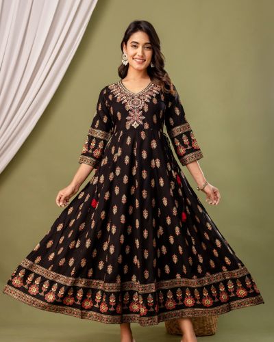 LONG FROCK GHERA  GAOUN KURTI  ( ANARKALI KURTI )