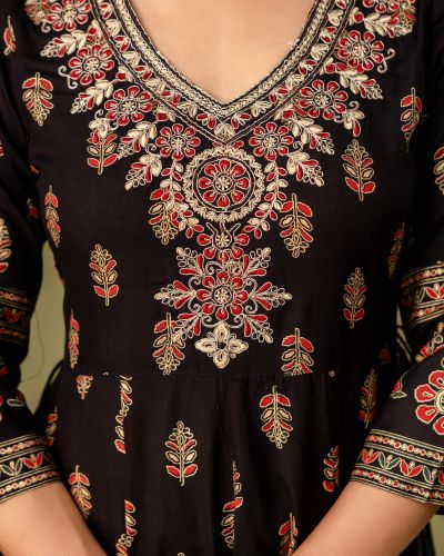 LONG FROCK GHERA  GAOUN KURTI  ( ANARKALI KURTI )