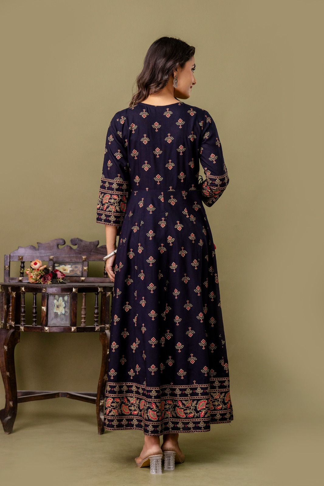LONG FROCK GHERA  GAOUN KURTI  ( ANARKALI KURTI )