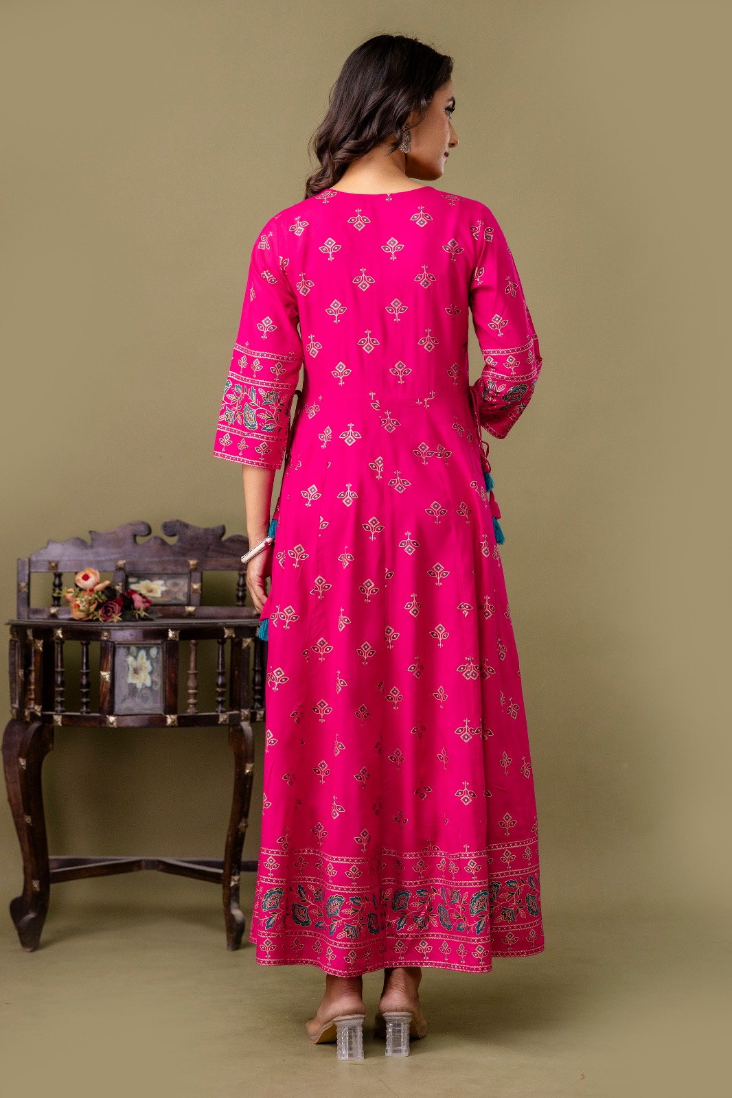 LONG FROCK GHERA  GAOUN KURTI  ( ANARKALI KURTI )