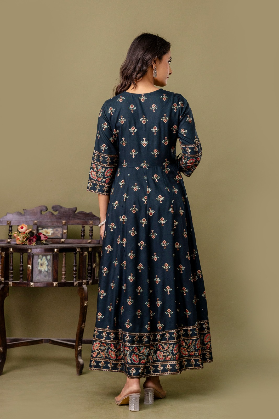 LONG FROCK GHERA  GAOUN KURTI  ( ANARKALI KURTI )