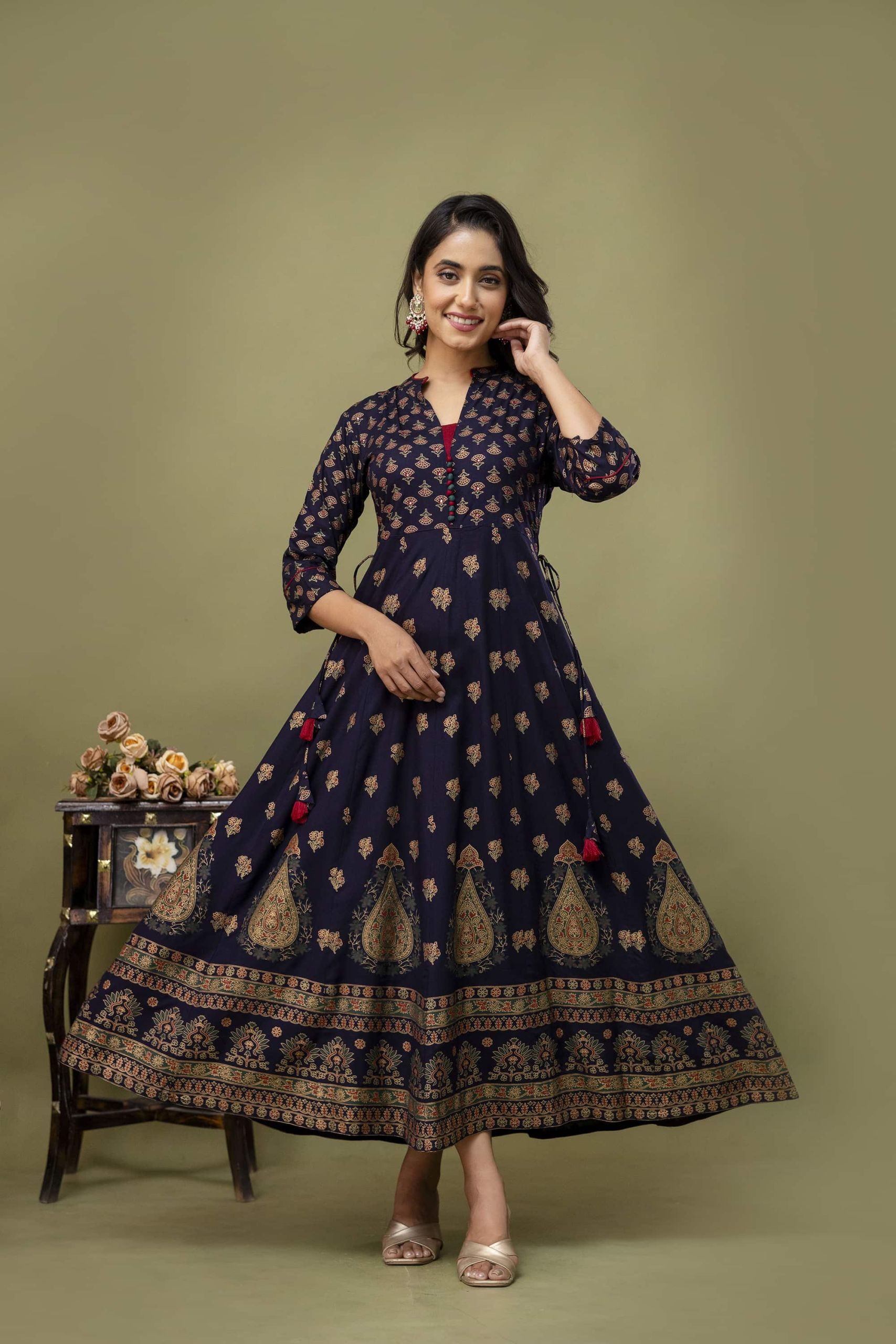 LONG FROCK GHERA  GAOUN KURTI  ( ANARKALI KURTI )