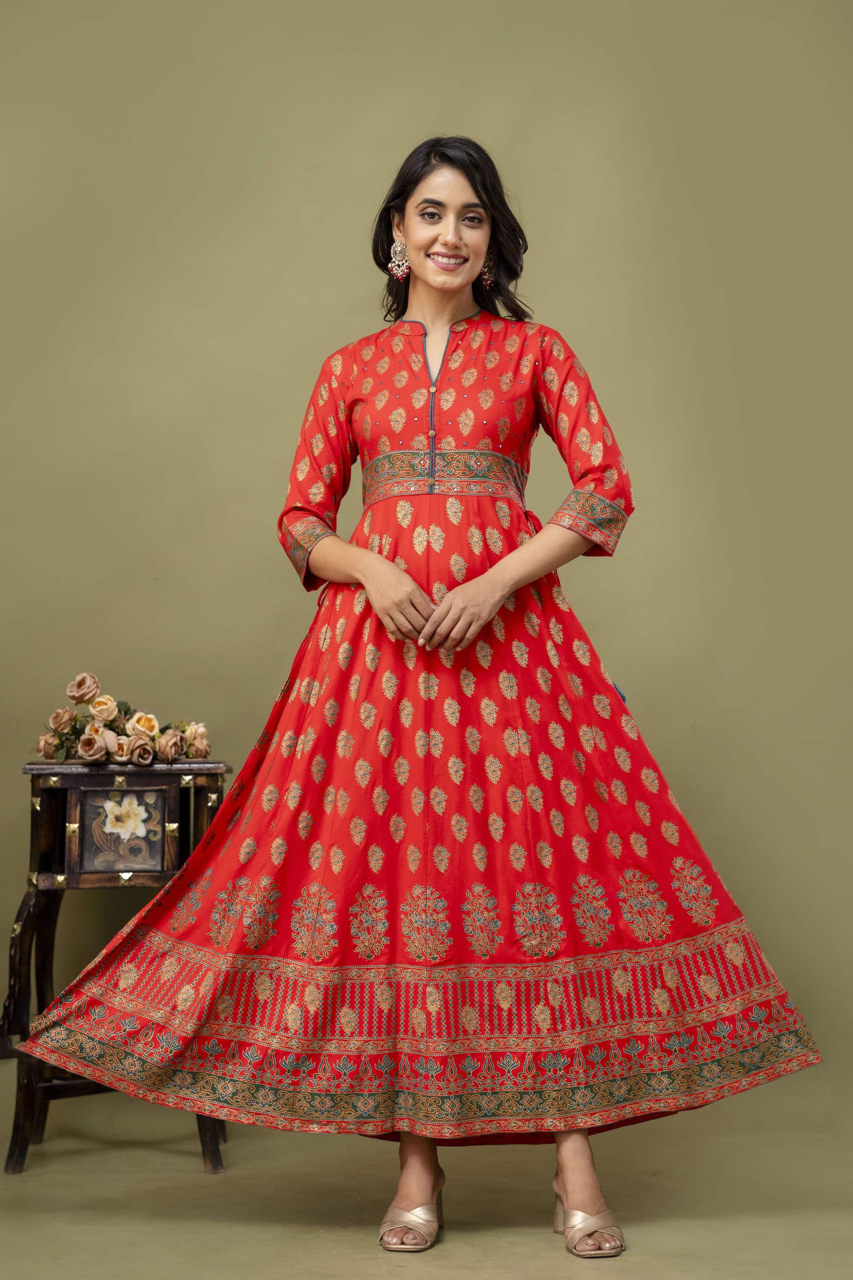 LONG FROCK GHERA  GAOUN KURTI  ( ANARKALI KURTI )
