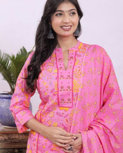 KURTI PANT DUPATTA SET