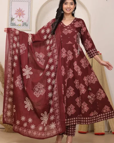 Geometric Floral Printed Flared Kurta Pant Dupatta Set
