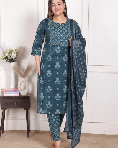 Roohani Geo-Floral Lattice Yoke Suit Set